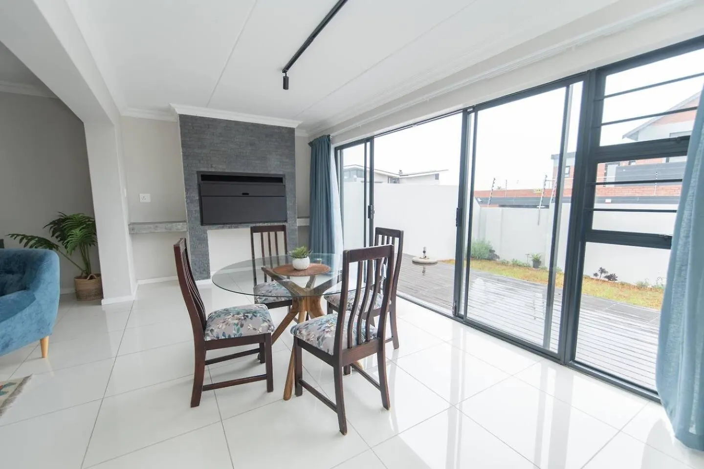 The Sapphire Apartment Port Elizabeth
