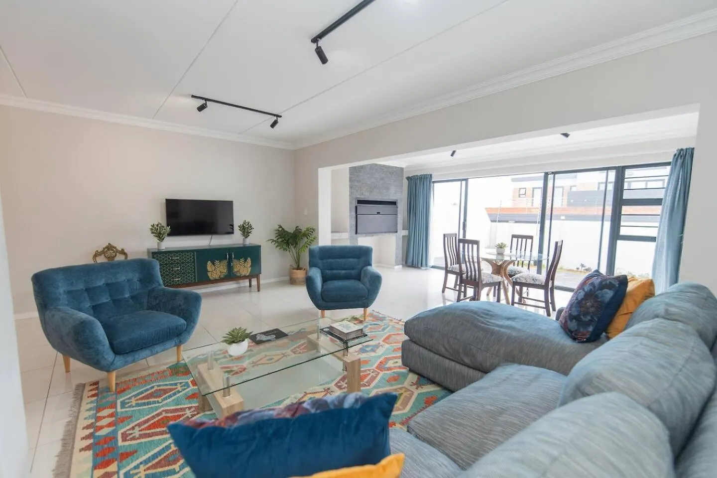 The Sapphire Apartment Port Elizabeth